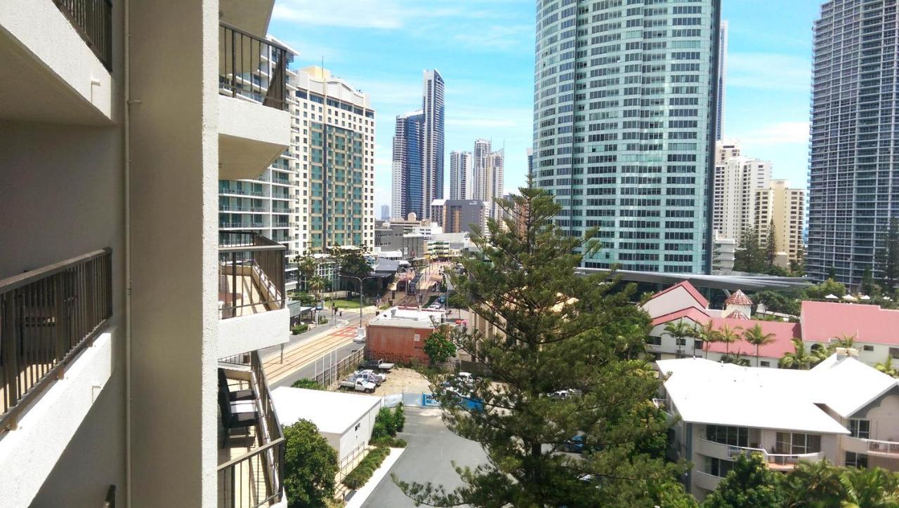 Genesis Apartments By Gold Coast Premium Bagian luar foto