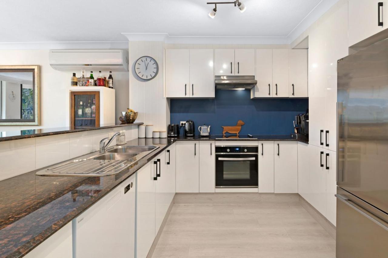 Genesis Apartments By Gold Coast Premium Bagian luar foto