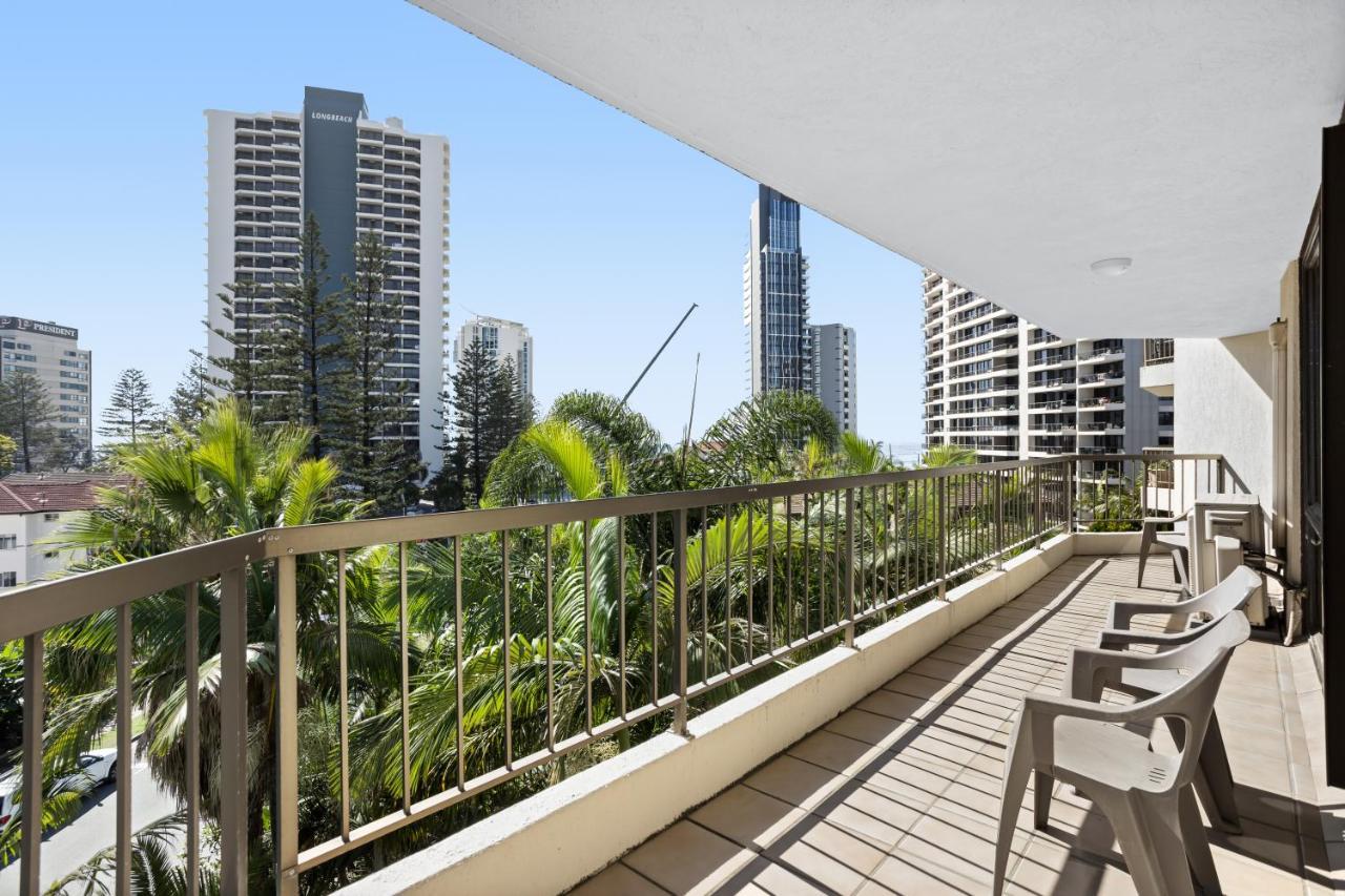 Genesis Apartments By Gold Coast Premium Bagian luar foto