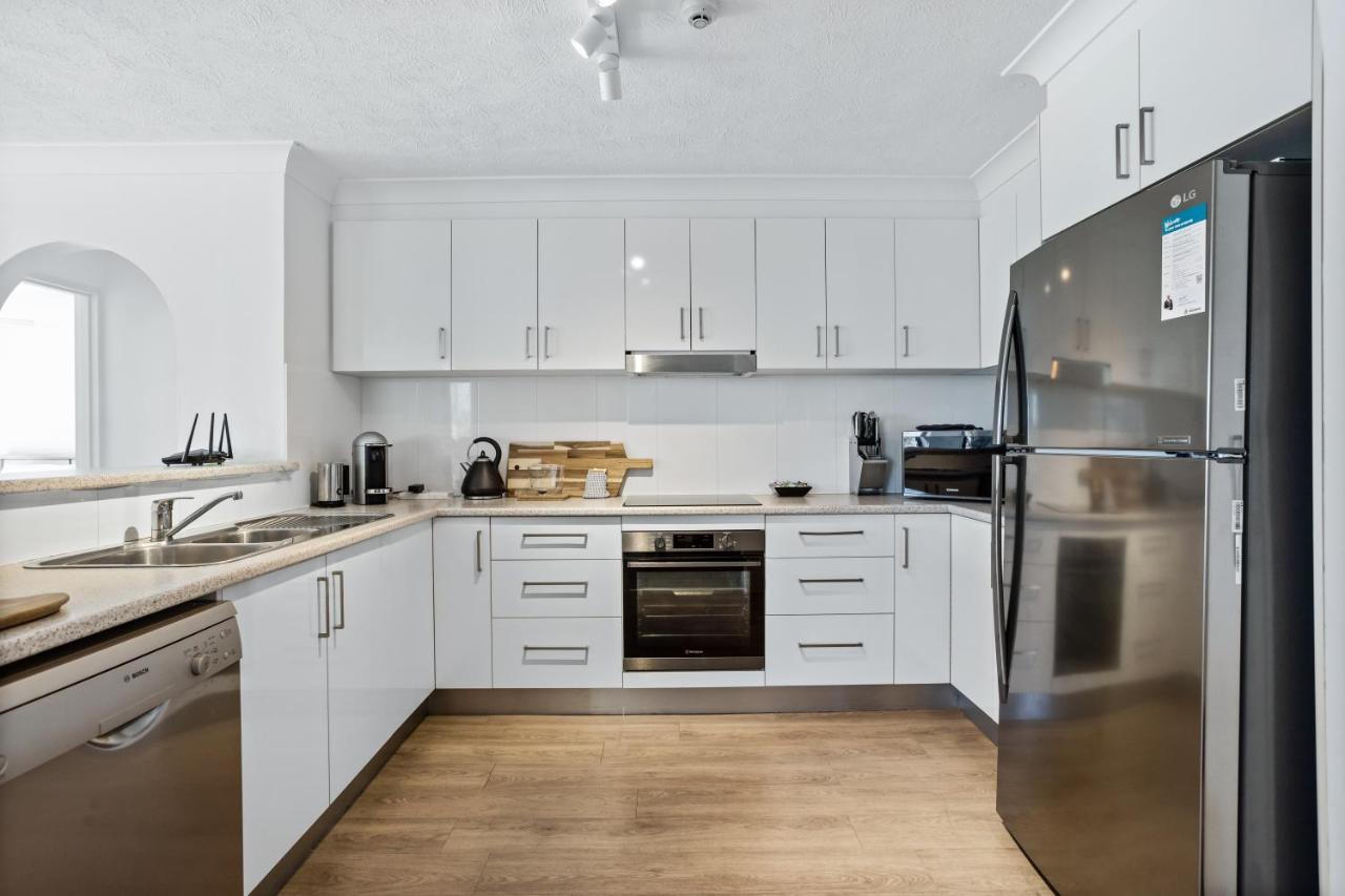 Genesis Apartments By Gold Coast Premium Bagian luar foto