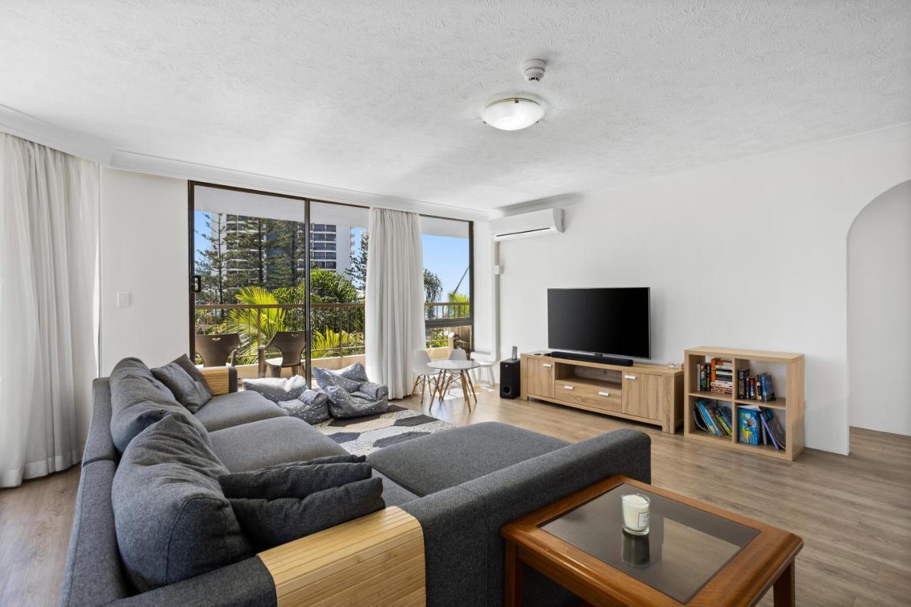 Genesis Apartments By Gold Coast Premium Bagian luar foto