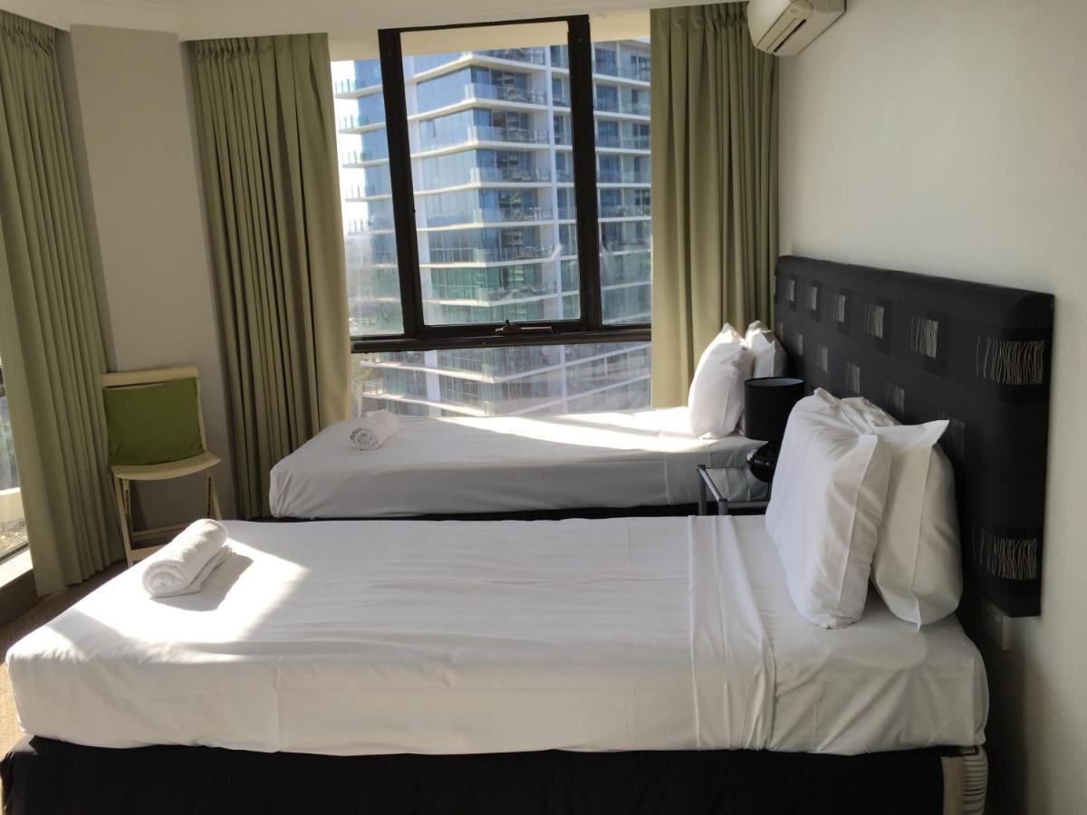 Genesis Apartments By Gold Coast Premium Bagian luar foto