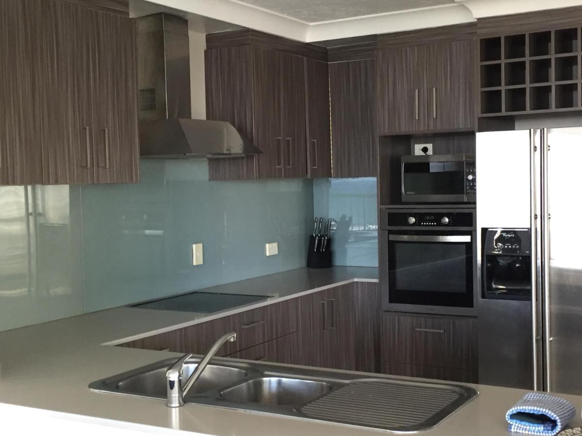 Genesis Apartments By Gold Coast Premium Bagian luar foto